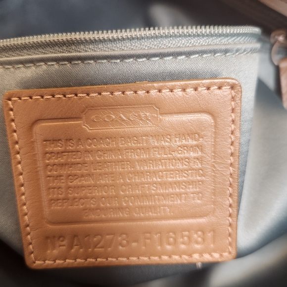 Coach Penelope Carryall Bag Leather And Snakeskin With Matching Wallet/Wristlet - Picture 11 of 17